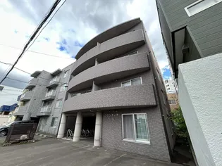 フロンティア円山【2階】の外観