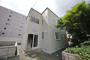 サイレントマンション II【201号室】の外観