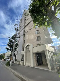 北海道札幌市中央区南二条西18丁目【マンション】の外観