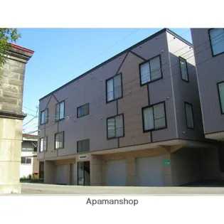 イーストコートIIIの画像