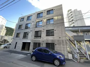 PCHE裏参道【1階】の外観