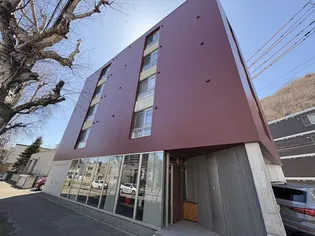 CASA ROSSA南円山(カーサロッサ)【301号室】の外観