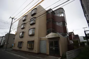 ブレ山の手Ⅱ【4階】の外観