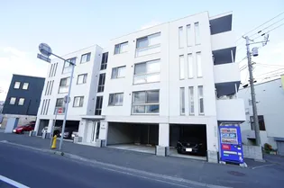 マンダリーノ【4階】の外観