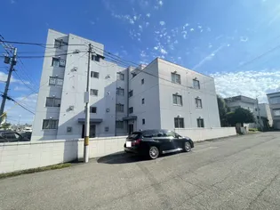 ドミ西野【401号室】の外観