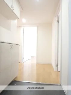 サンアイローヤル19【2階】の玄関