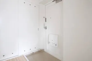 ビレッジハウス宮の沢5号棟【0308号室】の玄関