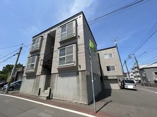 スターハウス【1階】の外観