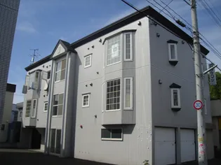 ロイヤルハイツHI【1階】の外観