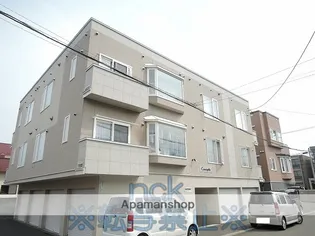 カーネガット【1階】の外観