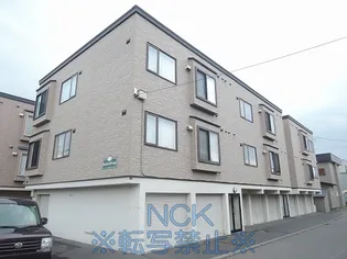 ドメスティ・プレサージュ【1階】の外観