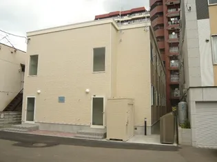 レオパレスM&T麻生町【106号室】の外観