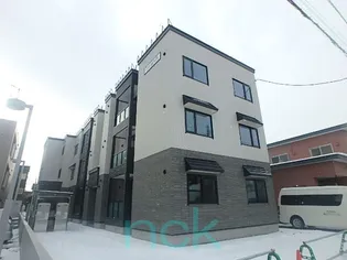 フォンテーヌF8の画像