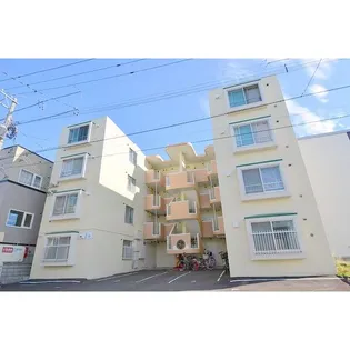 ウィスタリア元町【107号室】の外観