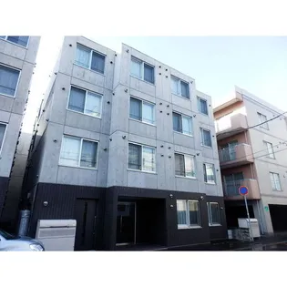 アルバ元町【4階】の外観