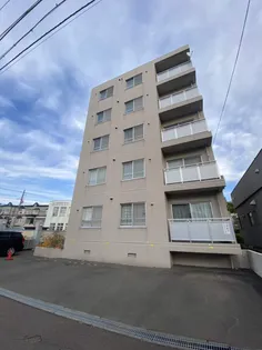 エレクトリシティズイ【101号室】の外観