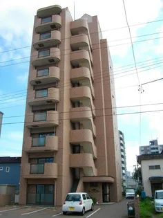 センチュリー21【4階】の外観