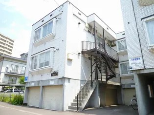 ラ・モンターニュ【7号室】の外観