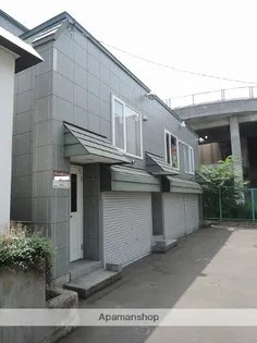 スリーステージ【1階】の外観