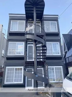 エゲート【3階】の外観