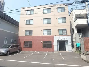 ルミナス琴似【3階】の外観