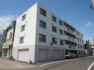 ル・ソレイユ【302号室号室】の外観