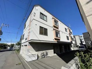 ファミーユB Pの画像