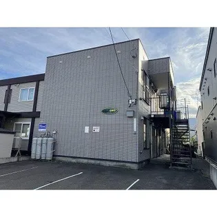 メゾン友【0102号室】の外観