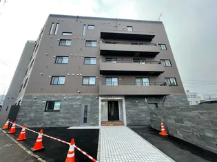 リーフウィング【2階】の外観