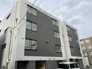 ラフィーネ西町北【3階】の外観