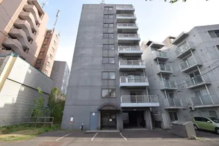 ヴァンクール北5条【7階】の外観