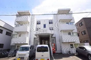 ウインダムヒル医大前【4階】の外観