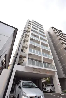 モルティーニ表参道【3階】の外観