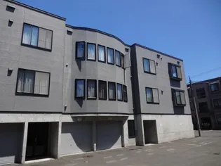 MAJESTIC北郷 壱番館【3階】の外観