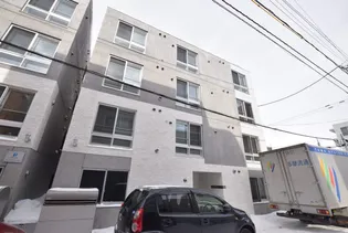 PEERSONS7W10(ピアソン)【2階】の外観