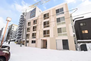 B MONTAGNE【102号室】の外観