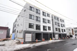 レジデンス南郷通16丁目北 B【2階】の外観