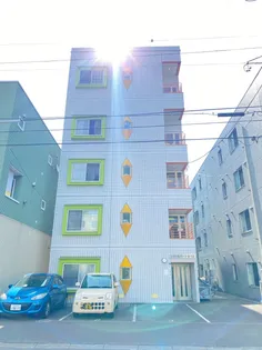 シャトルパーク8・13【508号室】の外観