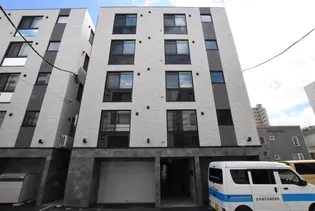 ドゥ ヴィルヌーブの画像