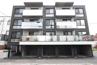 フローリス【3階】の外観