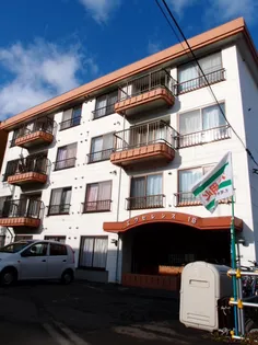 エクセレンス18の画像