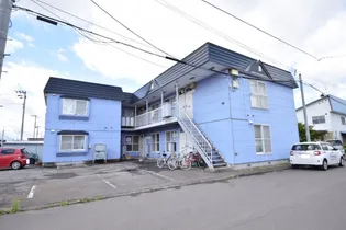 ヴィラペルーシェ【2階】の外観