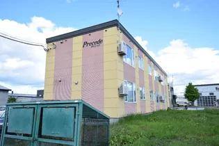 プリシード【2階】の外観