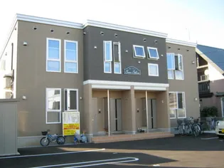 サム・ソラーレ【1階】の外観