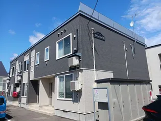 シャイニスターⅧ【1階】の外観