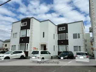 ジュネスA【1階】の外観