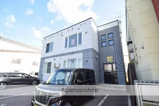 プラス32【1階】の外観