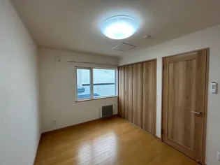 カリーナ【1階】の内装