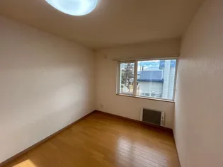 カリーナ【1階】の内装