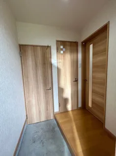 カリーナ【1階】の玄関